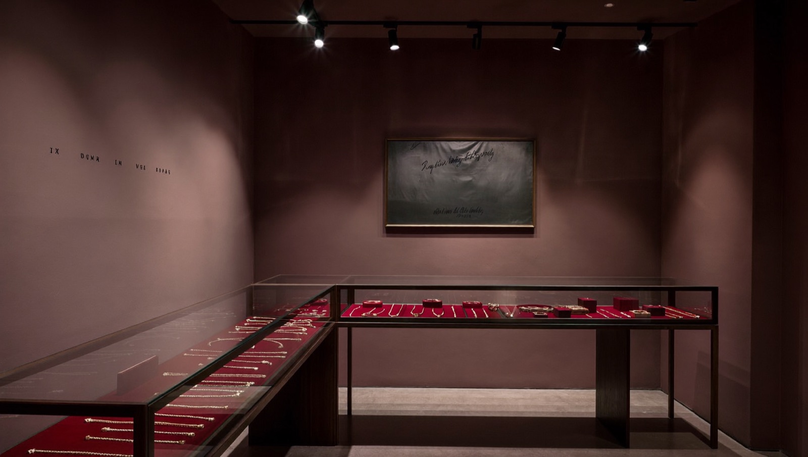 Illustrative image of the jewellery shop interior